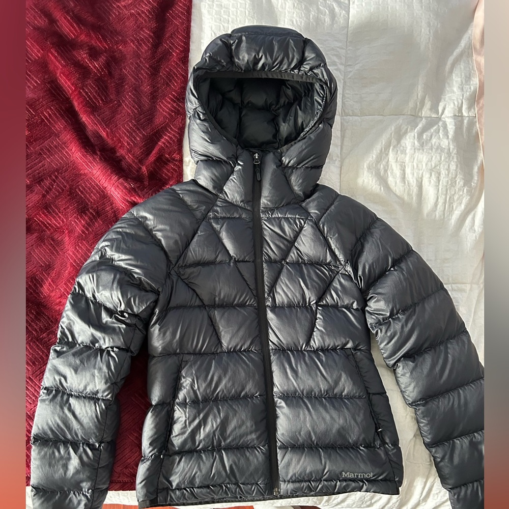 Woman’s Marmot Hype Down Hoodie Puffer